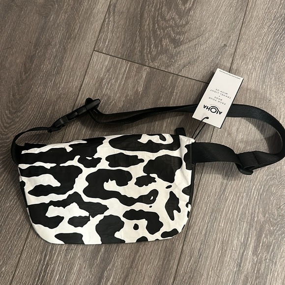 ALOHA Fanny Pack - Picture 2 of 3